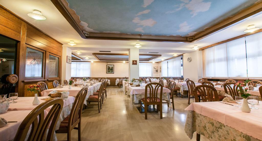 Albergo Sayonara Comano Terme Kültér fotó