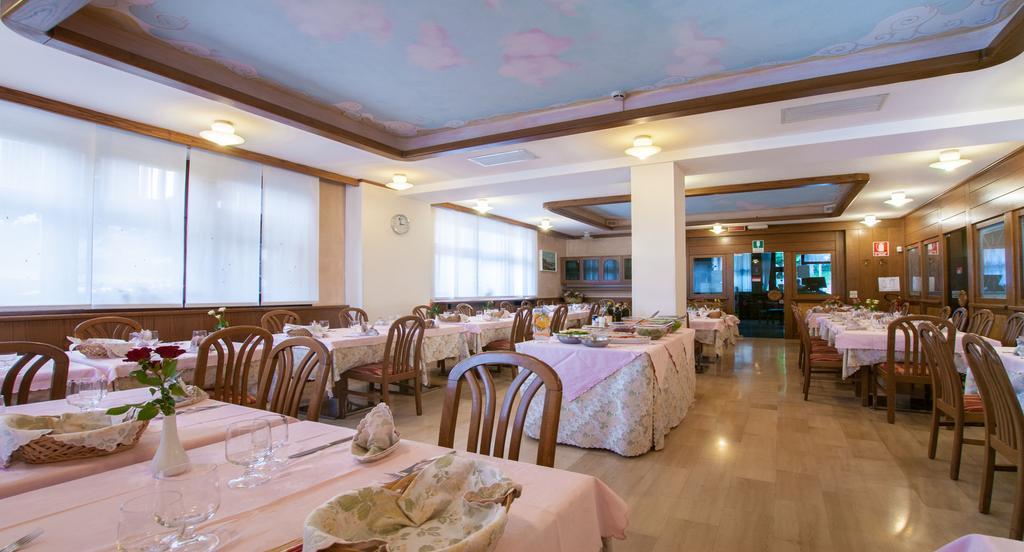 Albergo Sayonara Comano Terme Kültér fotó