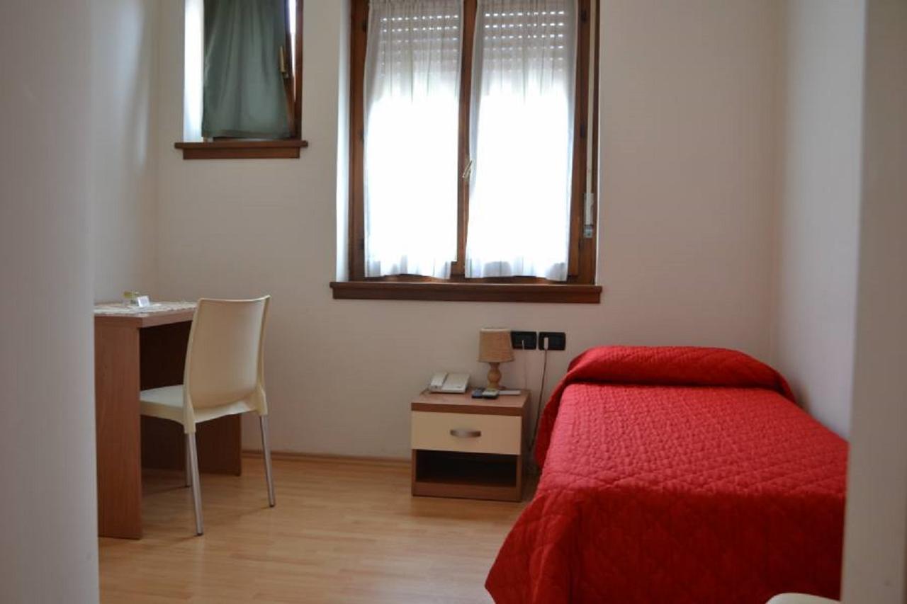 Albergo Sayonara Comano Terme Kültér fotó